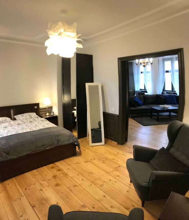 Doma Square Apartment 2, In The Heart Of Old Town Riga Exterior foto